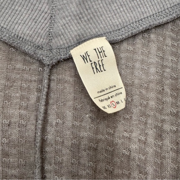 Free People We the Free South Size Thermal Top in Chrome - Size Small, Like New - Picture 5 of 6